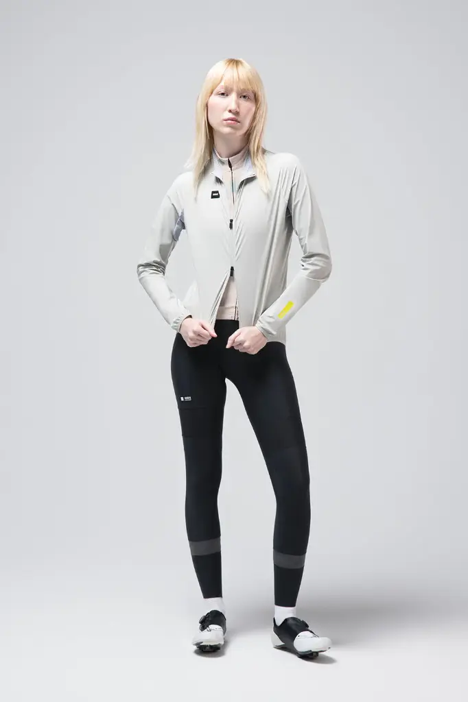 rain-jacket-long-sleeve-selkie-women-lunar-01.webp