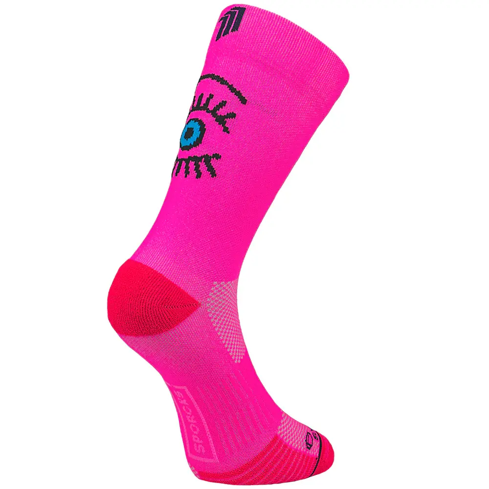 eye-pink-2-1.webp